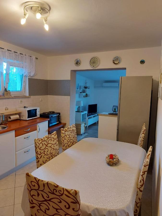 Apartment Matmar Senj  Luaran gambar