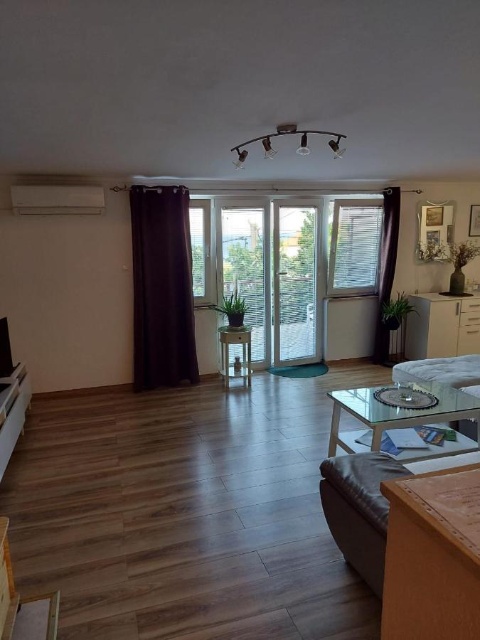 Apartment Matmar Senj  Luaran gambar